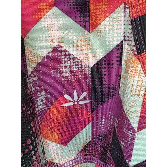 Luka Racerback Women's Workout Top Size Medium - Picture 4 of 5